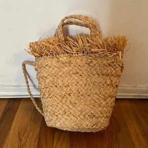 Straw tote bag - can be worn hand held, shoulder or crossbody